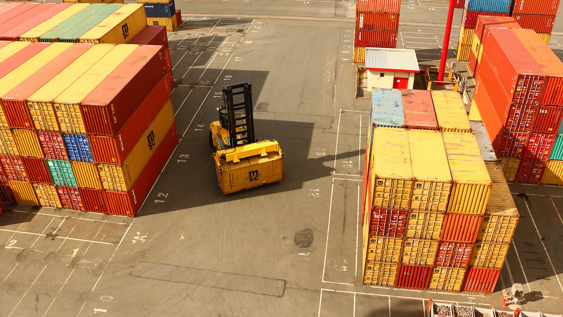 Banner Container Terminal V